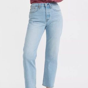 Levi’s Wedgie High Waisted Straight Leg Jeans Size 29